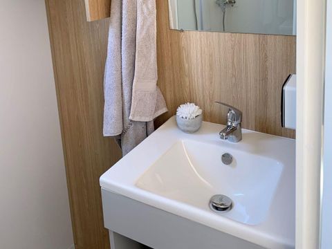 MOBILHOME 6 personnes - PREMIUM 40m² - (6pers) 3 CH  + 2 SDB + 2 WC+ TV +LV + BBQ + Terrasse
