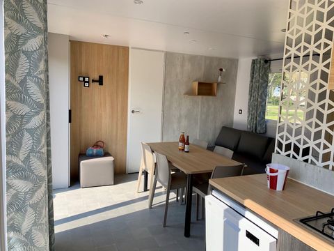 MOBILHOME 6 personnes - PREMIUM 40m² - (6pers) 3 CH  + 2 SDB + 2 WC+ TV +LV + BBQ + Terrasse