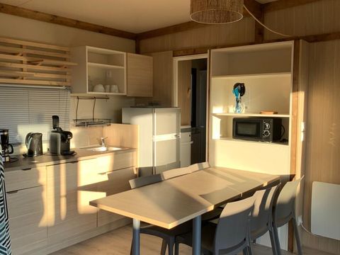 CHALET 5 personnes - Premium 30m² - (5pers) 2 CH+ 1SDB + WC + Terrasse 19m² + TV + LV + Vue Canal