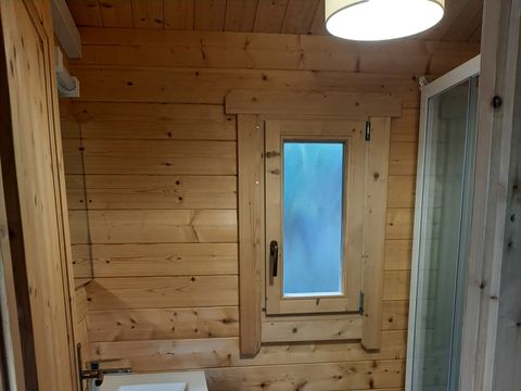 CHALET 4 personnes - Chalet Bois Nature Confort 25m² (2ch - 4 pers) + Clim ( S )