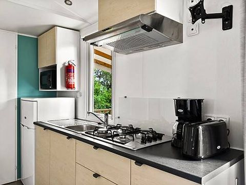 MOBILHOME 4 personnes - Mobil-home | Classic | 2 Ch. | 4 Pers. | Terrasse surélevée | Clim. MOBILHOME 4 personnes - Mobil-home | Classic | 2 Ch. | 4 Pers. | Terrasse surélevée | Clim.