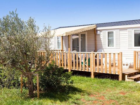 MOBILHOME 4 personnes - Mobil-home | Comfort | 2 Ch. | 4 Pers. | Terrasse surélevée | Clim. MOBILHOME 4 personnes - Mobil-home | Comfort | 2 Ch. | 4 Pers. | Terrasse surélevée | Clim.