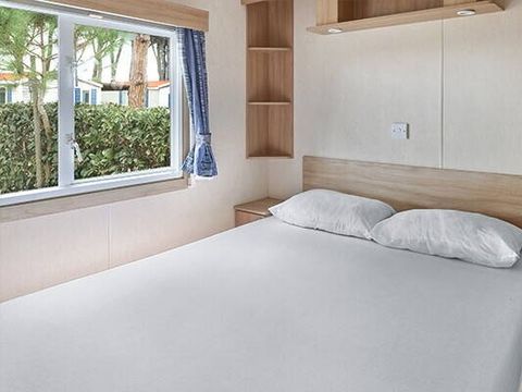MOBILHOME 4 personnes - Mobil-home | Comfort | 2 Ch. | 4 Pers. | Terrasse surélevée | Clim. MOBILHOME 4 personnes - Mobil-home | Comfort | 2 Ch. | 4 Pers. | Terrasse surélevée | Clim.