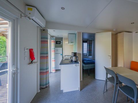 MOBILHOME 6 personnes - Comfort | 2 Ch. | 4/6 Pers. | Terrasse surélevée | Clim.