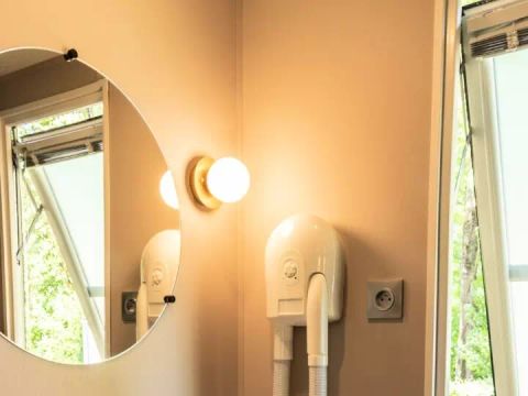 MOBILHOME 4 personnes - Premium Manureva 3 Pièces 4 Personnes + TV 2sdb