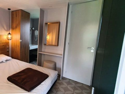 MOBILHOME 4 personnes - Premium Manureva 3 Pièces 4 Personnes + TV 2sdb