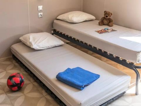 MOBILHOME 4 personnes - Premium Manureva 3 Pièces 4 Personnes + TV 2sdb