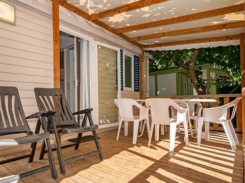 MOBILHOME 6 personnes - Comfort XL | 3 Ch. | 6 Pers. | Terrasse surélevée | Clim.
