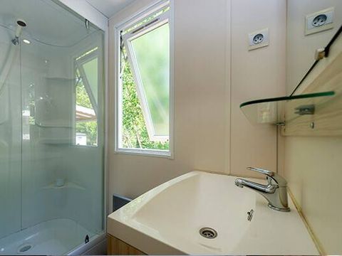 BUNGALOW 6 personnes - Mobil-home | Classic | 3 Ch. | 6 Pers. | Terrasse surélévée non couverte | Clim.