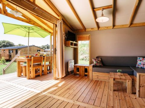 Tente en toile et en bois 6 personnes - Cabane Lodge