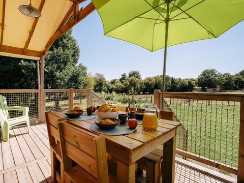 Tente en toile et en bois 5 personnes - Cabane Lodge Premium - 2 chambres