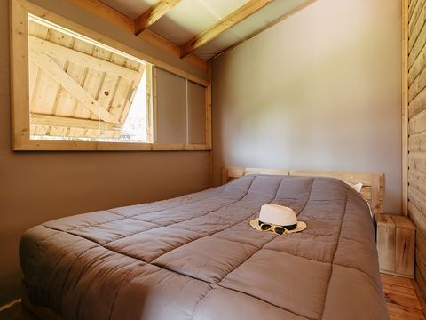 Tente en toile et en bois 5 personnes - Cabane Lodge Premium - 2 chambres