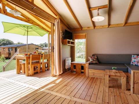 Tente en toile et en bois 5 personnes - Cabane Lodge Premium - 2 chambres