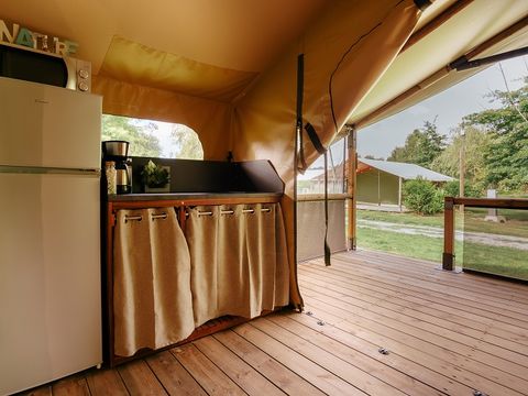 TENTE TOILE ET BOIS 5 personnes - Ecolodge BALI sans sanitaires et sans arrivée d'eau