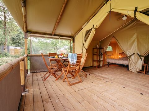 Tente en toile et en bois 5 personnes - Ecolodge - BALI - Sans sanitaires et sans arrivée d'eau