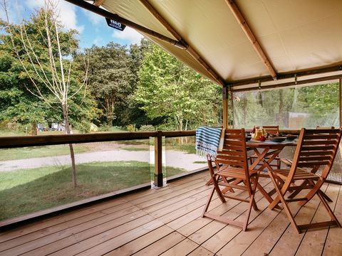 TENTE TOILE ET BOIS 5 personnes - Ecolodge BALI sans sanitaires et sans arrivée d'eau