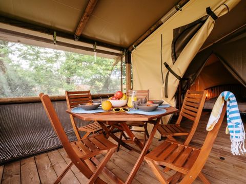 TENTE TOILE ET BOIS 5 personnes - Ecolodge Bali 3 Pièces sans sanitaires et sans arrivée d'eau