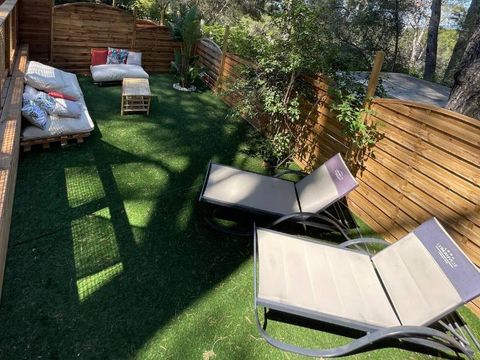 MOBILHOME 10 personnes - NEW 2024 Cottage Côté Jardin Jacuzzi (6/8P) PRESTIGE 3CH. 2SDB + TIPI 2 couchages