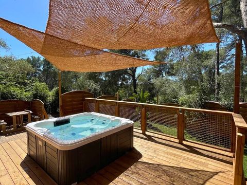 MOBILHOME 10 personnes - NEW 2024 Cottage Côté Jardin Jacuzzi (6/8P) PRESTIGE 3CH. 2SDB + TIPI 2 couchages