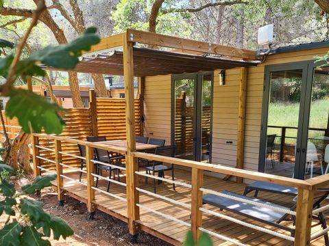 MOBILHOME 6 personnes - NEW 2023 ! Cottage MAGNOLIA + jacuzzi 32m² (2 chambres)