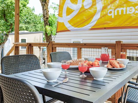 MOBILHOME 4 personnes - Mobil-home | Comfort | 2 Ch. | 4 Pers. | Terrasse couverte | 1 SDB | Clim.