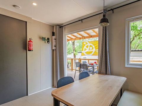 MOBILHOME 4 personnes - Mobil-home | Comfort | 2 Ch. | 4 Pers. | Terrasse couverte | 1 SDB | Clim.