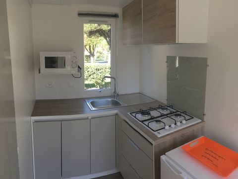 MOBILHOME 2 personnes - 20m² - 1 chambre - terrasse - TV -