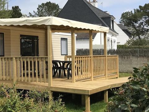MOBILHOME 4 personnes - PMR 31m² - 2 chambres - terrasse couverte (adapté pour personnes à mobilité réduite) - TV