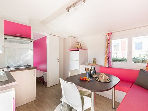 Mobilhome 4 personnes - Comfort XL | 2 Ch. | 4 Pers. | Terrasse surélevée | TV