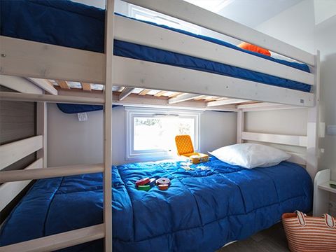 MOBILHOME 6 personnes - Comfort | 3 Ch. | 6 Pers. | Terrasse surélevée | Clim. | TV