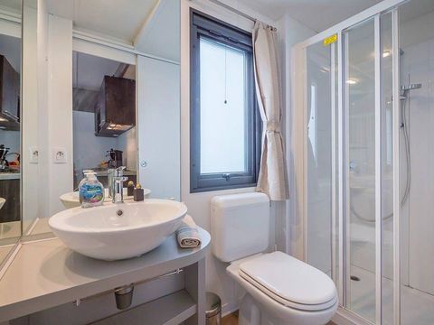 Mobilhome 6 personnes - Mobil-home | Premium | 3 Ch. | 6 Pers. | Terrasse surélevée | Clim. | TV