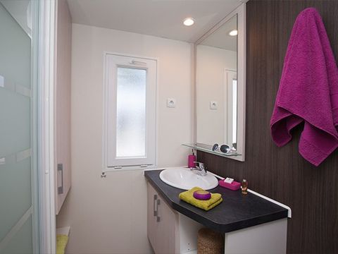 Mobilhome 6 personnes - Premium Exclusive | 3 Ch. | 6 Pers. | Terrasse surélevée | Clim. | TV