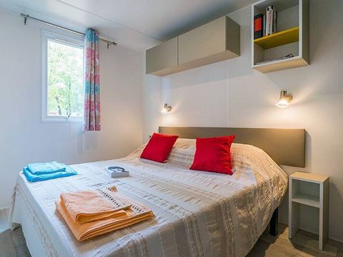 Mobilhome 6 personnes - Mobil-home | Comfort | 3 Ch. | 6 Pers. | Terrasse surélevée | 1 SDB