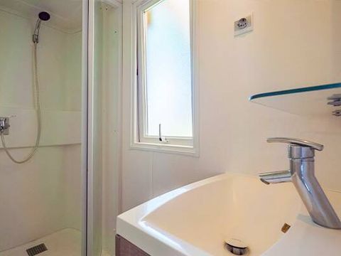 Mobilhome 6 personnes - Mobil-home | Comfort | 3 Ch. | 6 Pers. | Terrasse surélevée | 1 SDB