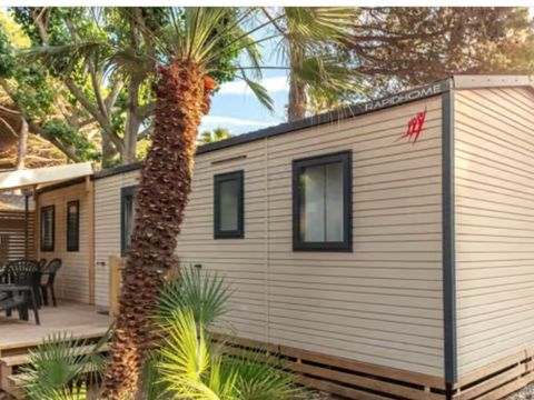 MOBILHOME 8 personnes - Comfort | 4 Ch. | 8 Pers. | Terrasse surélevée | 2 SDB | Clim. | TV