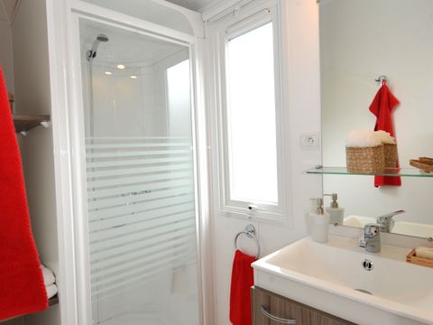 MOBILHOME 4 personnes - CLASSIQUE avec TV