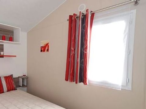 MOBILHOME 4 personnes - CLASSIQUE avec TV