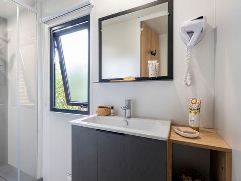 MOBILHOME 4 personnes - COTTAGE 4p 2ch  ****