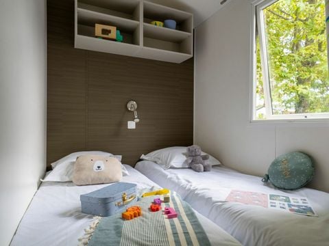 MOBILHOME 8 personnes - COTTAGE 8p 4ch ***