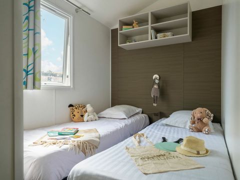 MOBILHOME 8 personnes - COTTAGE 8p 4ch ***