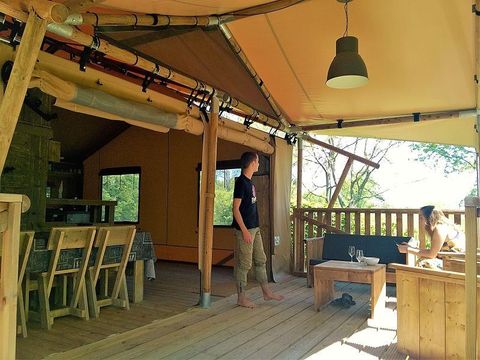 TENTE TOILE ET BOIS 5 personnes - LUXURY LODGE