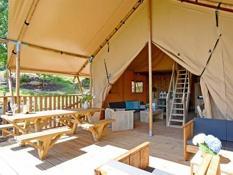 Tente en toile et en bois 5 personnes - GLAMPING LODGE
