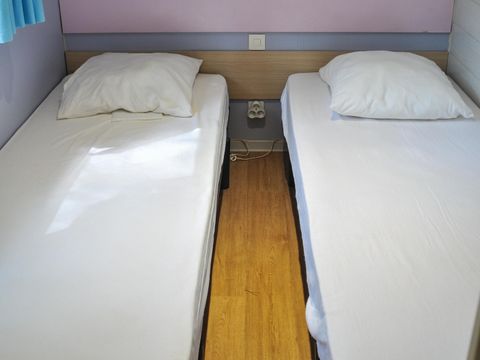 MOBILHOME 4 personnes - Savanah CONFORT -2 chambres 30m²- *Clim, terrasse, TV*