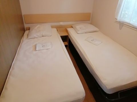 MOBILHOME 6 personnes - Blueberry 3  PREMIUM -2 chambres 40m²- *Clim, terrasse, TV*