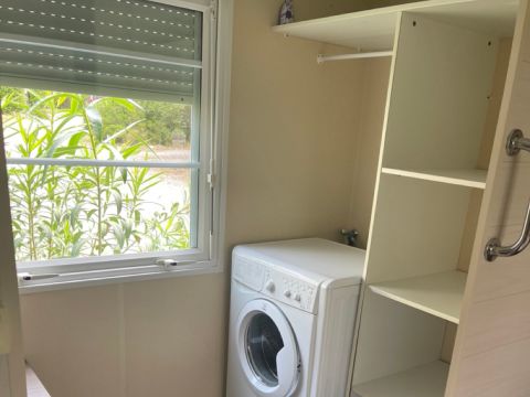 MOBILHOME 4 personnes - Premium 31m² (2 chambres + Clim + TV + LV + lave-linge + Terrasse couverte )