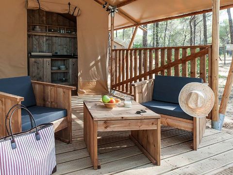 TENTE TOILE ET BOIS 5 personnes - Taiga