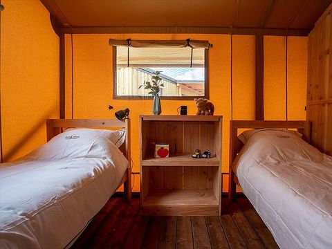 Tente en toile et en bois 8 personnes - Pamoja & Kambi
