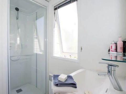 Mobilhome 4 personnes - Comfort | 2 Ch. | 4 Pers. | Terrasse surélevée | Clim.