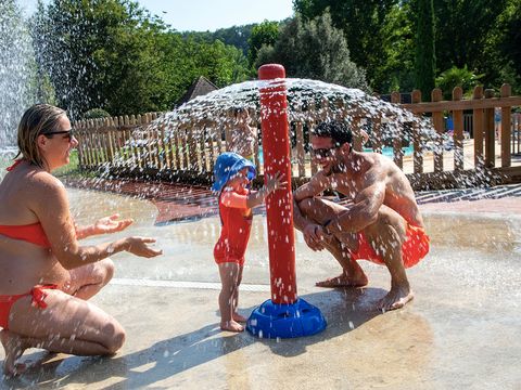 Camping Le Rocher de la Cave - Camping Dordogne - Image N°5