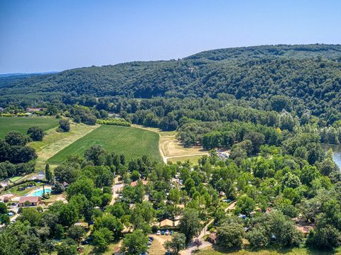 Camping Le Rocher de la Cave - Camping Dordogne - Image N°3